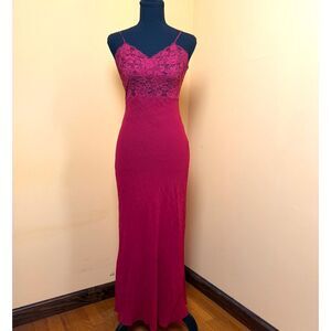 VTG Silk Red Lace Willow Blossom Full Length Night Gown Boudoir Goth Romance M